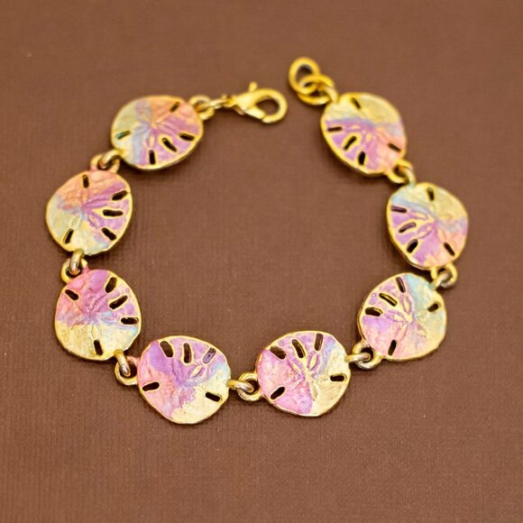 7 1/2 inch, Vintage Rainbow Sand Dollar Bracelet by USA - U23 - Picture 1 of 3